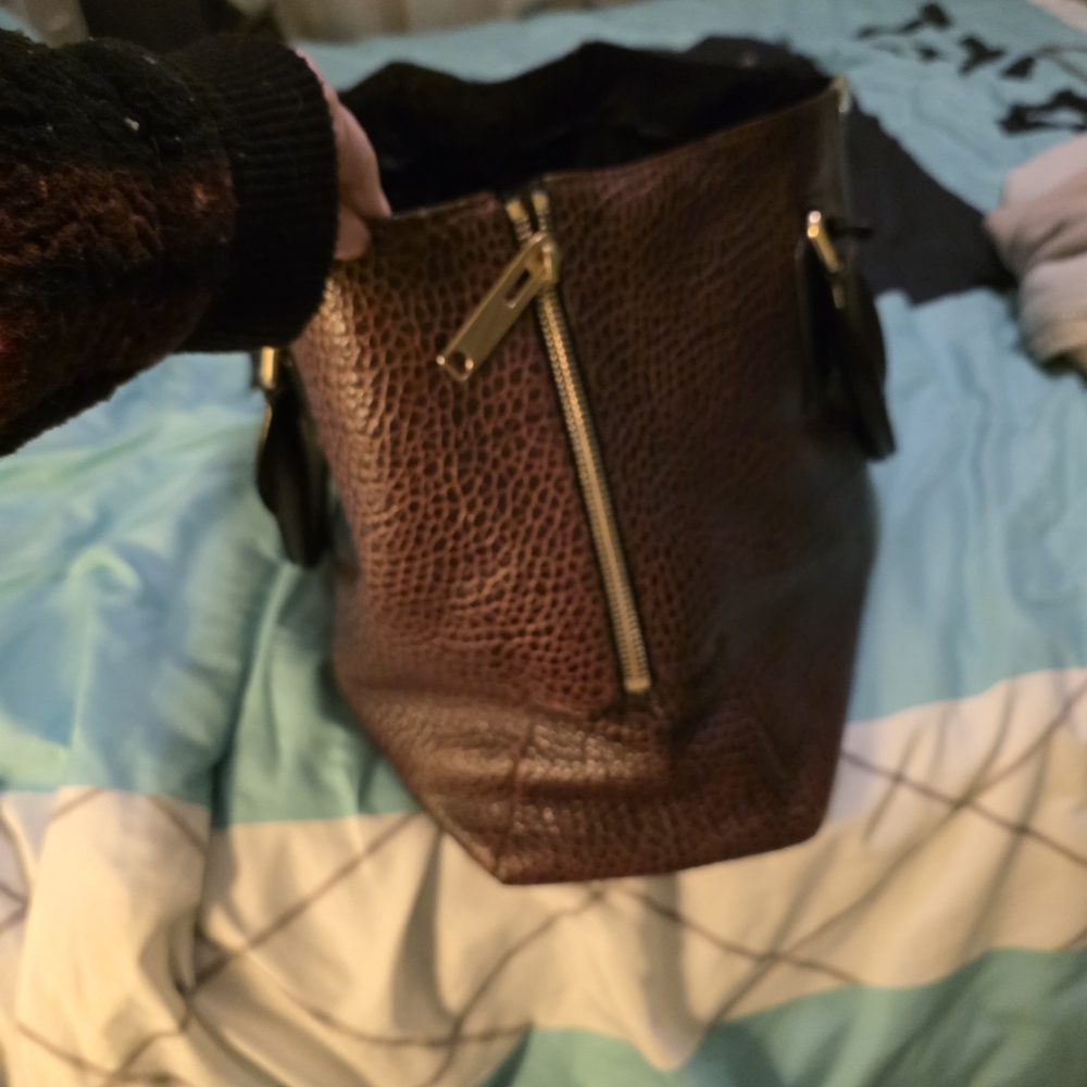 Burberry Textured Leather Shoulder Bag in Brown and Black - Picture 9 of 13